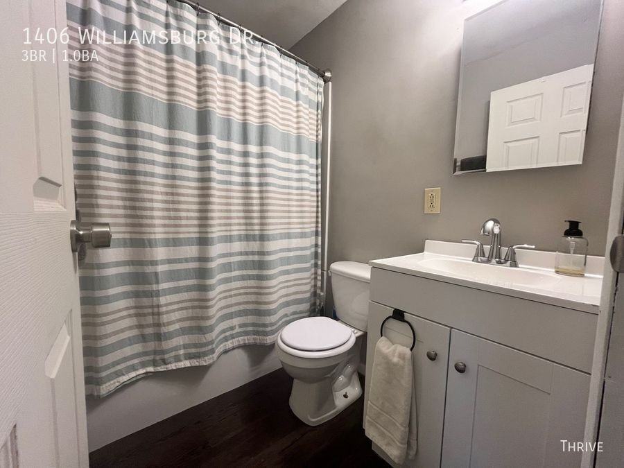 1406 Williamsburg Dr - Photo 5 of 10