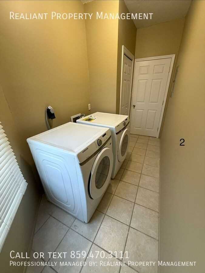 MAXWELL & #2 - Photo 3 of 11