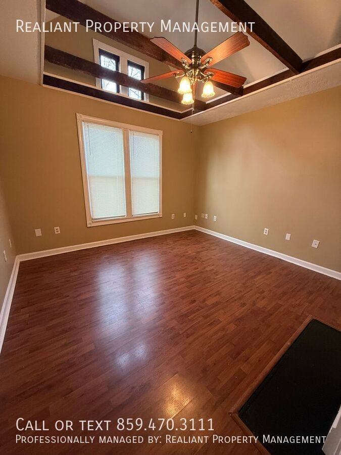 MAXWELL & #2 - Photo 5 of 11