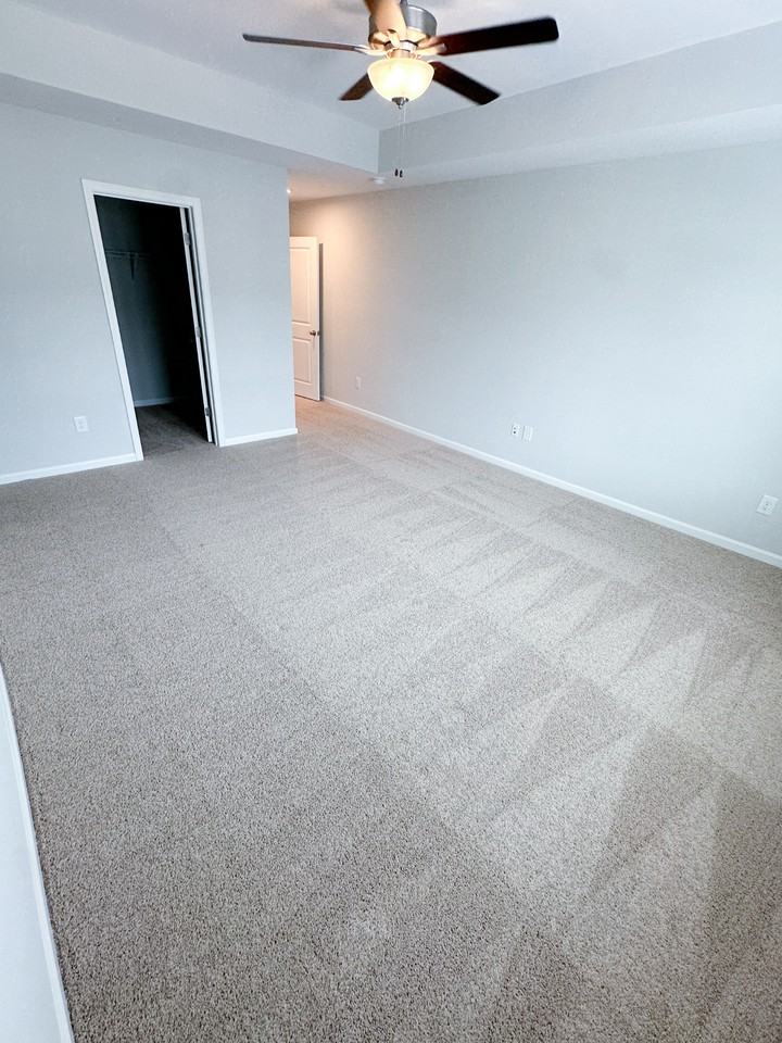 493 Crown Dr #493 - Photo 7 of 14