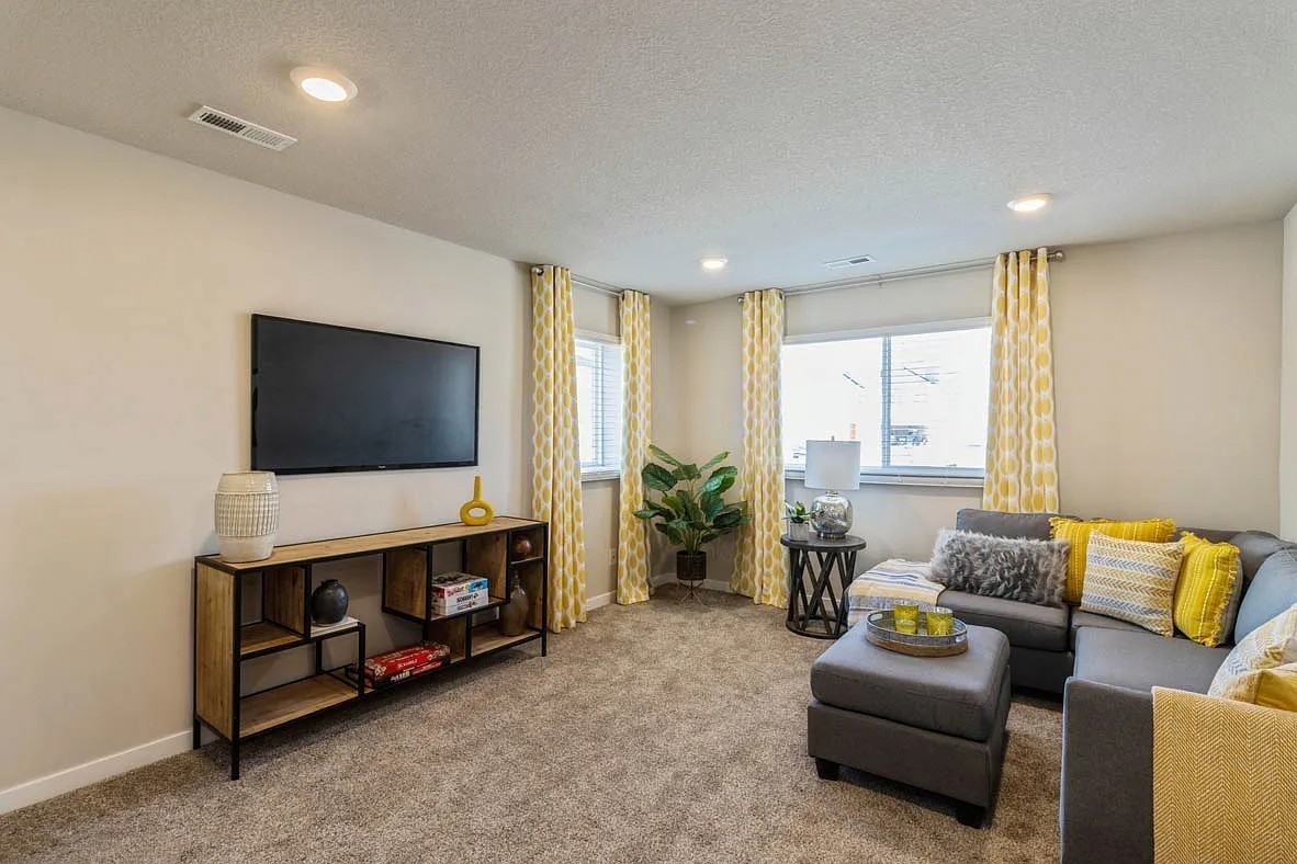 Heightsview Dr #9676 - Photo 7 of 19