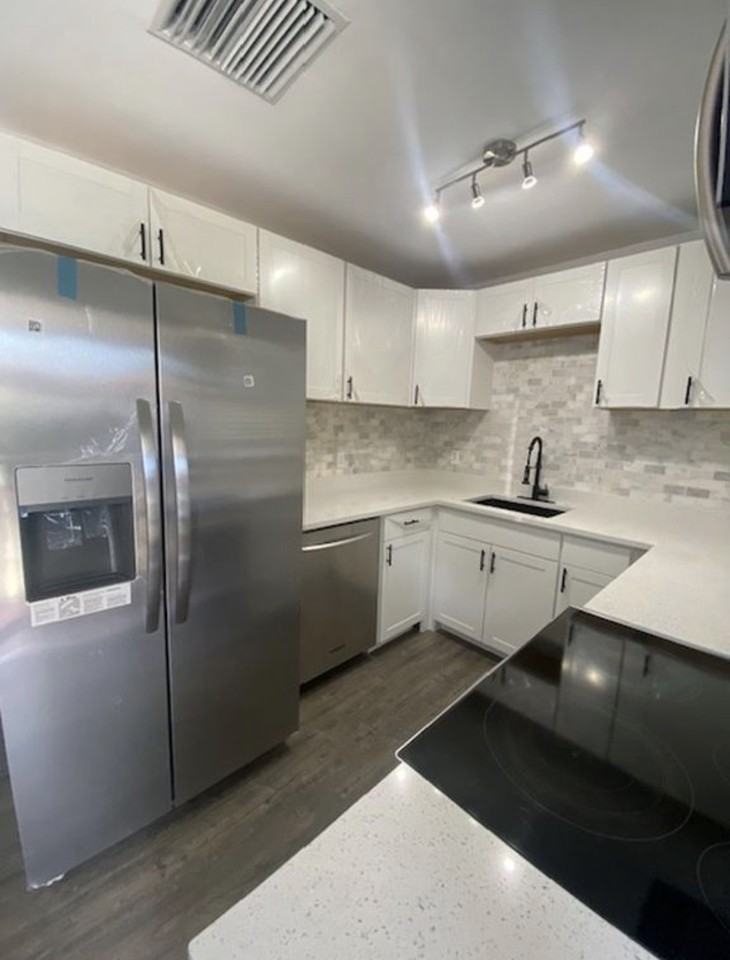 35 W 11th St #NA - Photo 2 of 10