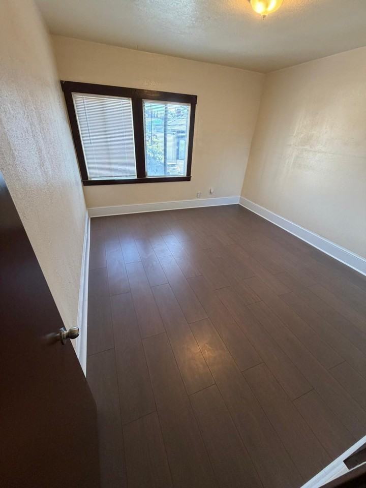 1823 13th Ave #1823 - Photo 5 of 8