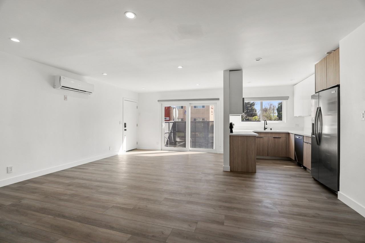 8777 Cadillac Ave #1 - Photo 7 of 20