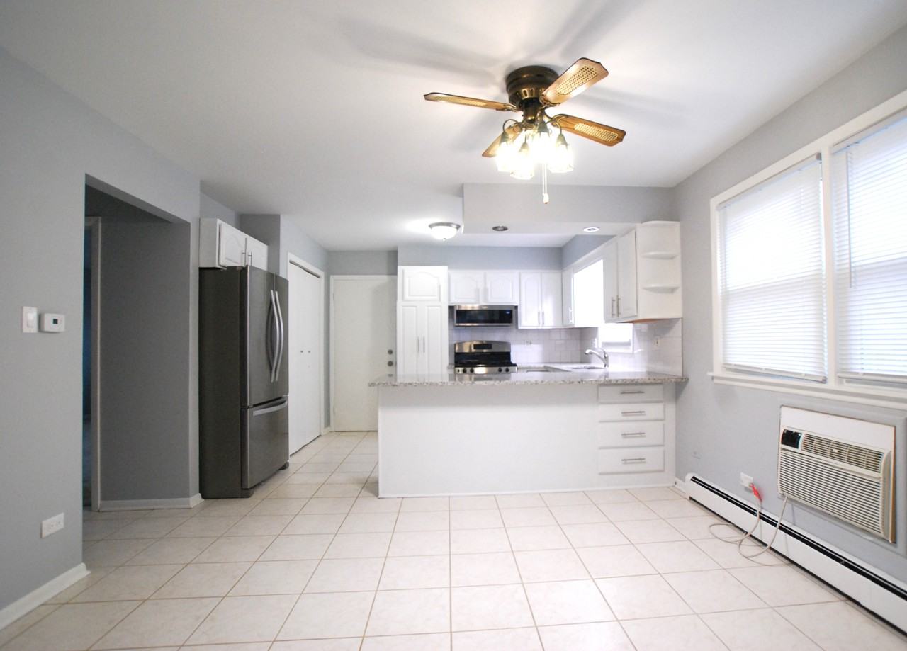 7805 Cronin Ave #1 - Photo 3 of 11