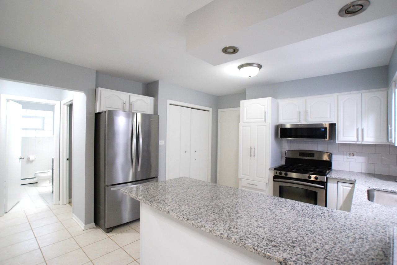 7805 Cronin Ave #1 - Photo 5 of 11