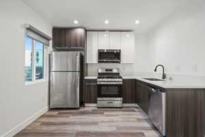 featured image of 1352 W 36th St #1