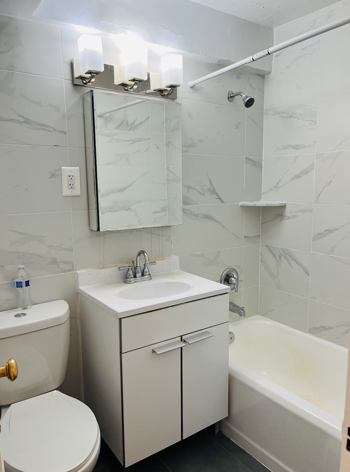 18904 188th St #7G - Photo 5 of 6