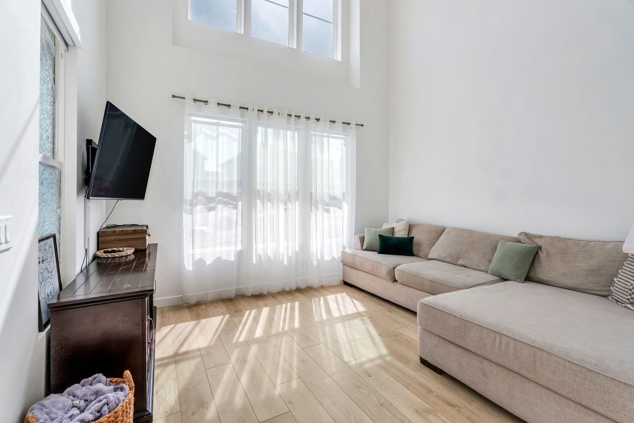 6746 W Meadow Grass Dr #1 - Photo 2 of 15