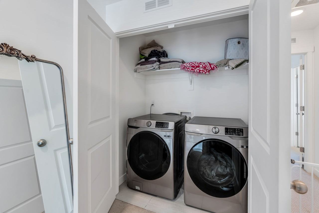 6746 W Meadow Grass Dr #1 - Photo 7 of 15