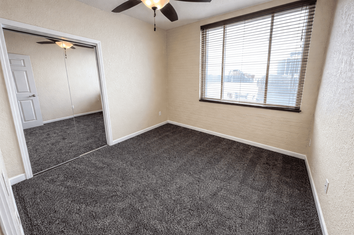 159 W Pearl St #402 - Photo 7 of 16