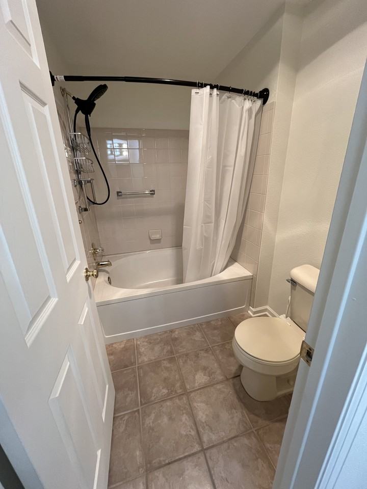 540 Mohawk Dr #9 - Photo 6 of 25