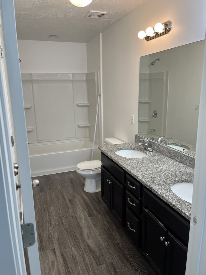 692 E 380 N #692 - Photo 4 of 14