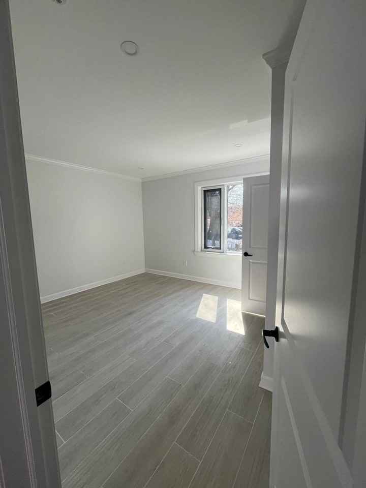 16430 77th Rd #1 - Photo 2 of 14