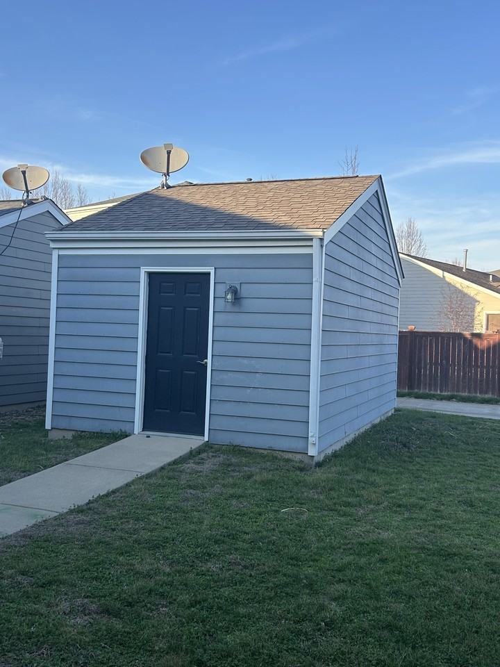 3494 Wainwright St #NA - Photo 5 of 50