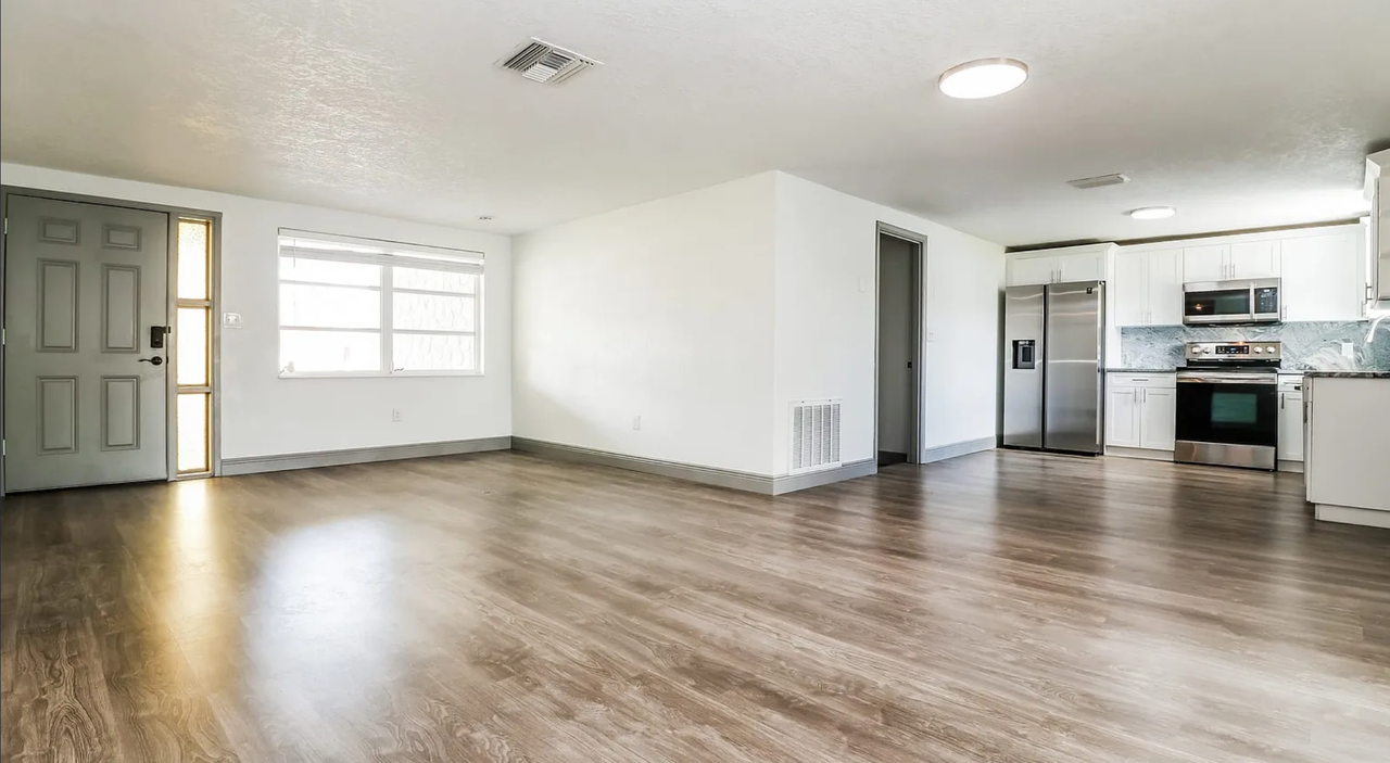 4750 Panorama Ave #NA - Photo 6 of 13