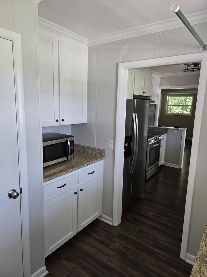 208 N Valley Hill Dr #NA - Photo 6 of 24