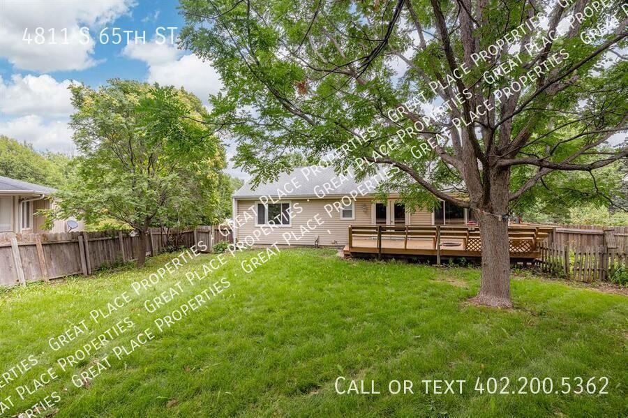 4811 S 65th St - Photo 5 of 45