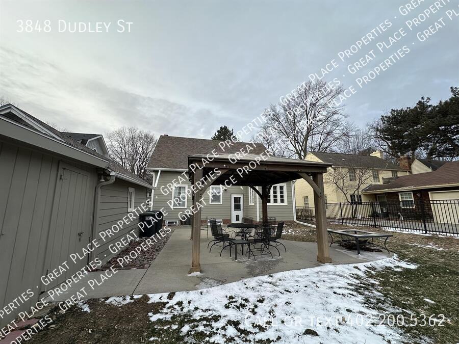 3848 Dudley St - Photo 7 of 24