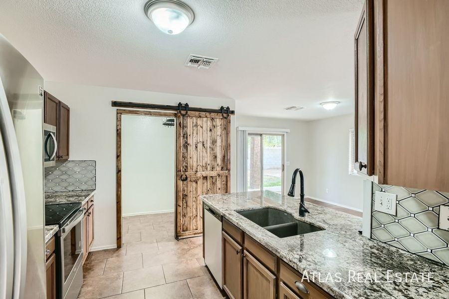 1117 E Denim Trl - Photo 4 of 17