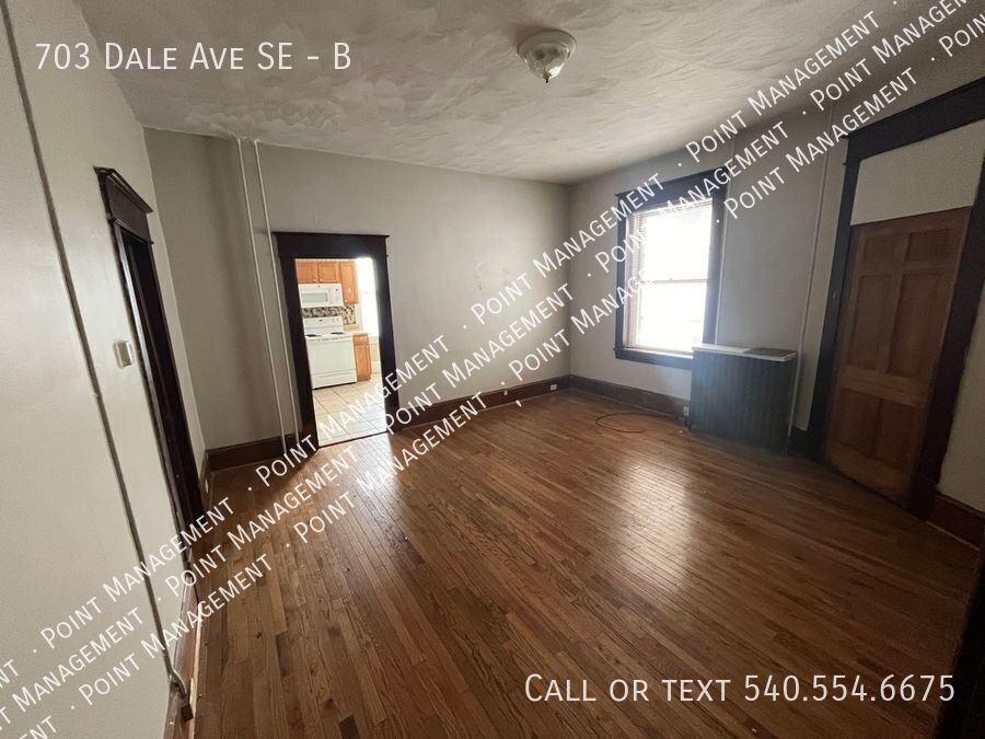 703 Dale Ave Se #B - Photo 3 of 6