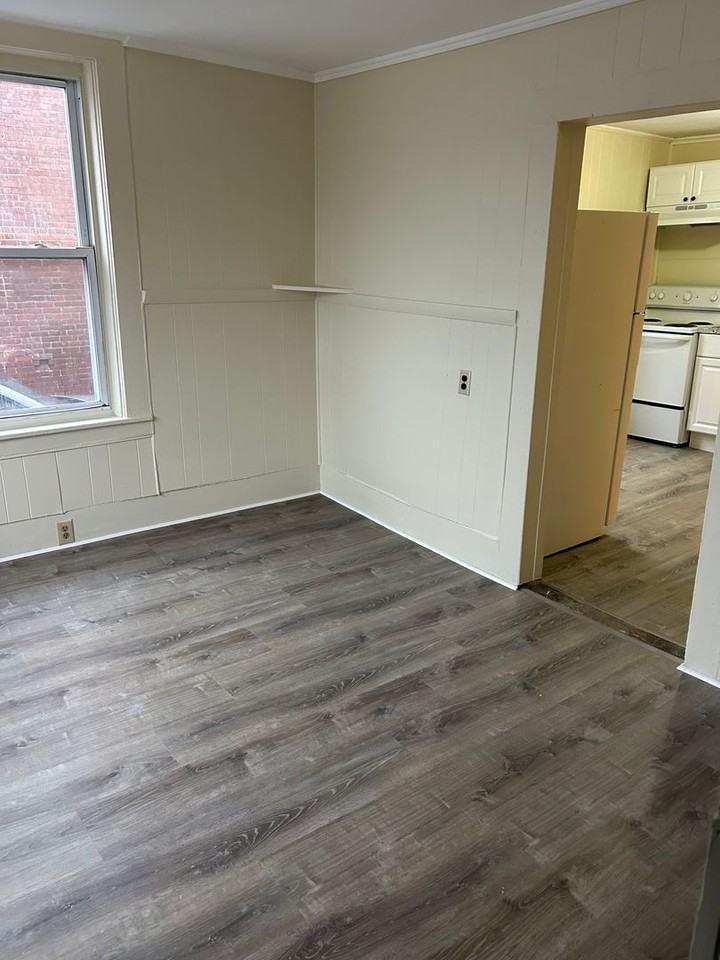 81 Marlboro St #1 - Photo 2 of 4