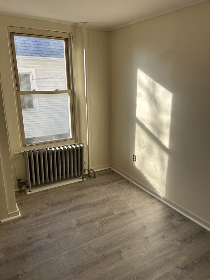 73 Marlboro St #1 - Photo 5 of 7