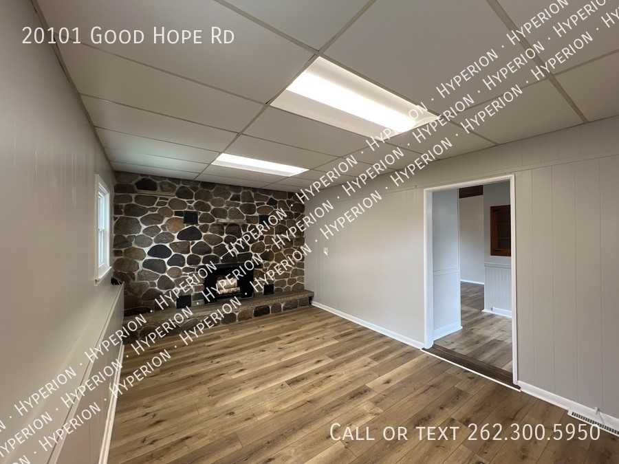 20101 W Good Hope Rd - Photo 7 of 17