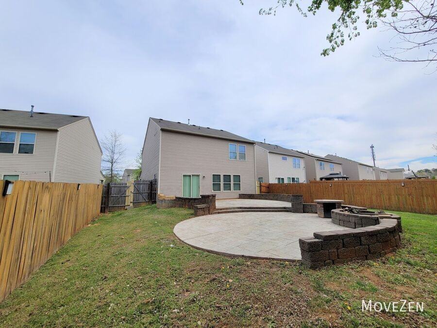 7136 Pitzer Dr - Photo 3 of 16