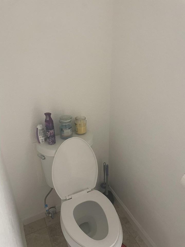 521 W Hoyt St #1 - Photo 6 of 9