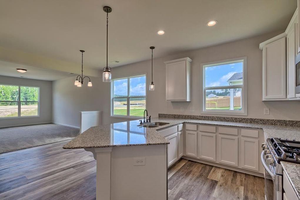 860 Delta Ln #860 - Photo 2 of 7