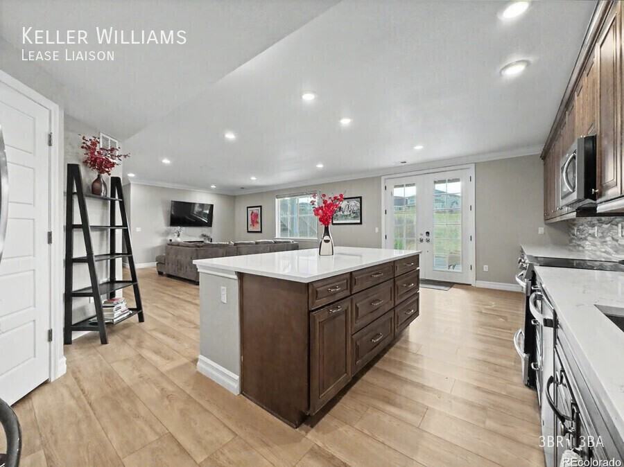 939 Melting Snow Way - Photo 7 of 21