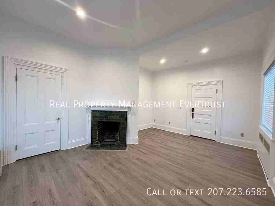 2 Elm Street Private Office #4 - Photo 3 of 12