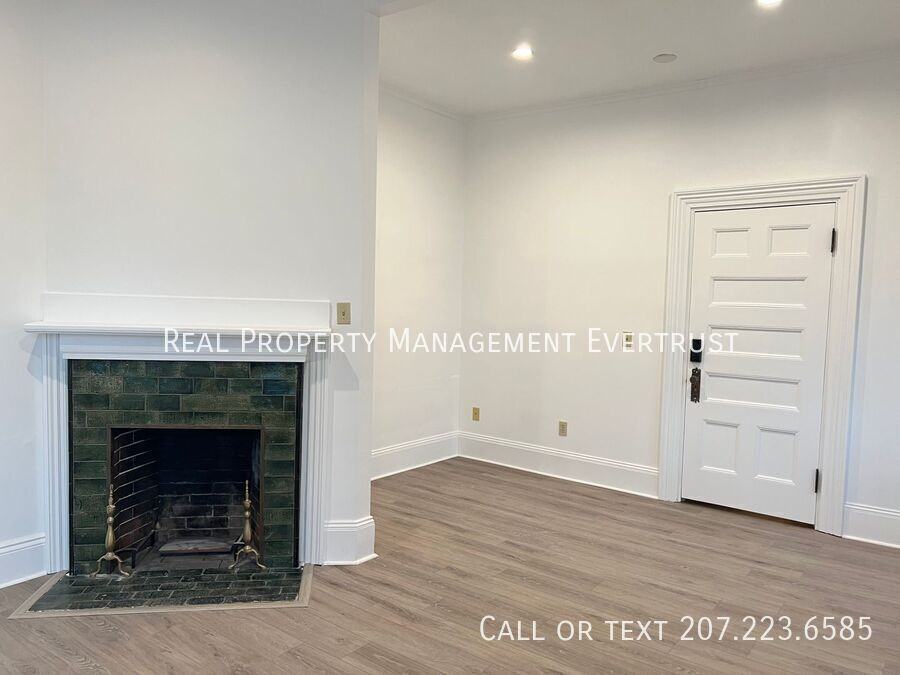 2 Elm Street Private Office #4 - Photo 5 of 12