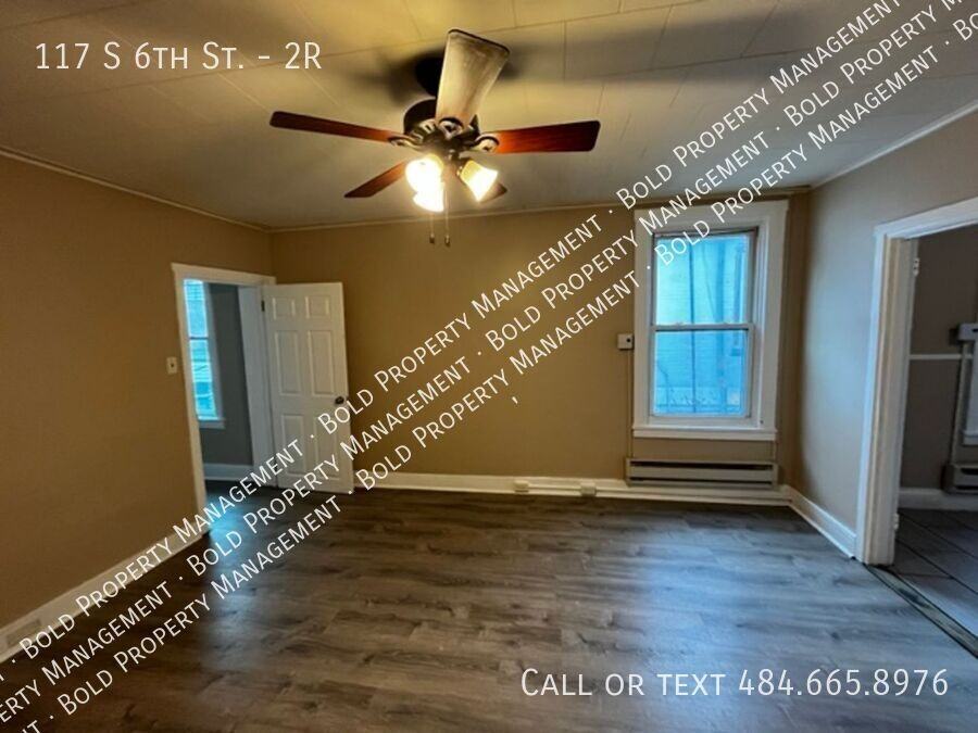 117 S 6th St #2R - Photo 5 of 11