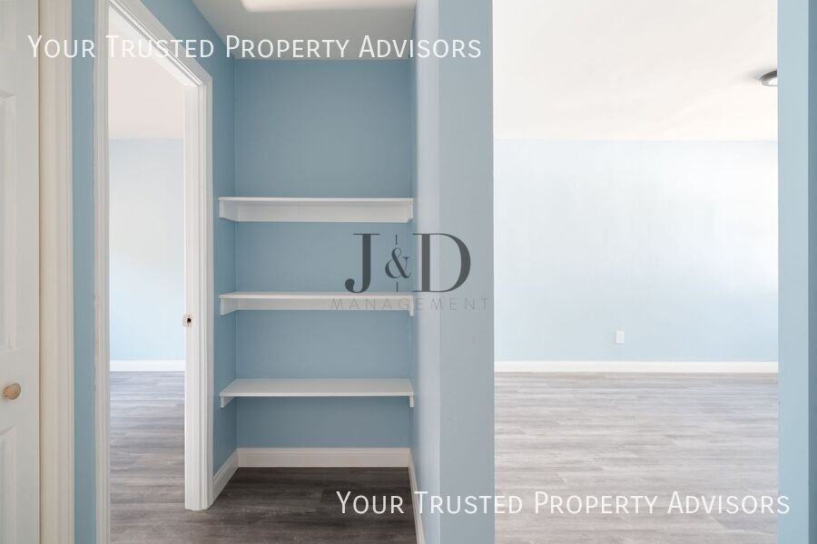 4446 G St #4448 - Photo 4 of 13