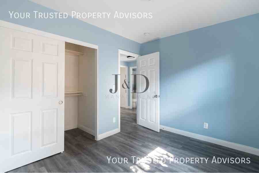 4446 G St #4448 - Photo 6 of 13