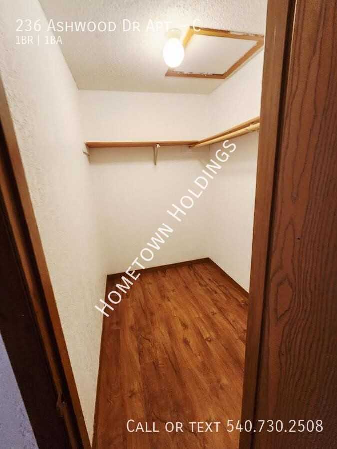 236 Ashwood Dr #C - Photo 7 of 16