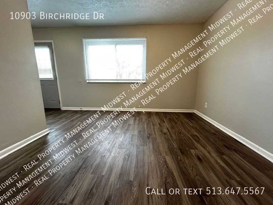 10903 Birchridge Dr - Photo 4 of 15