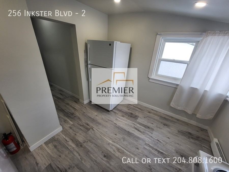 256 Inkster Blvd #2 - Photo 3 of 10