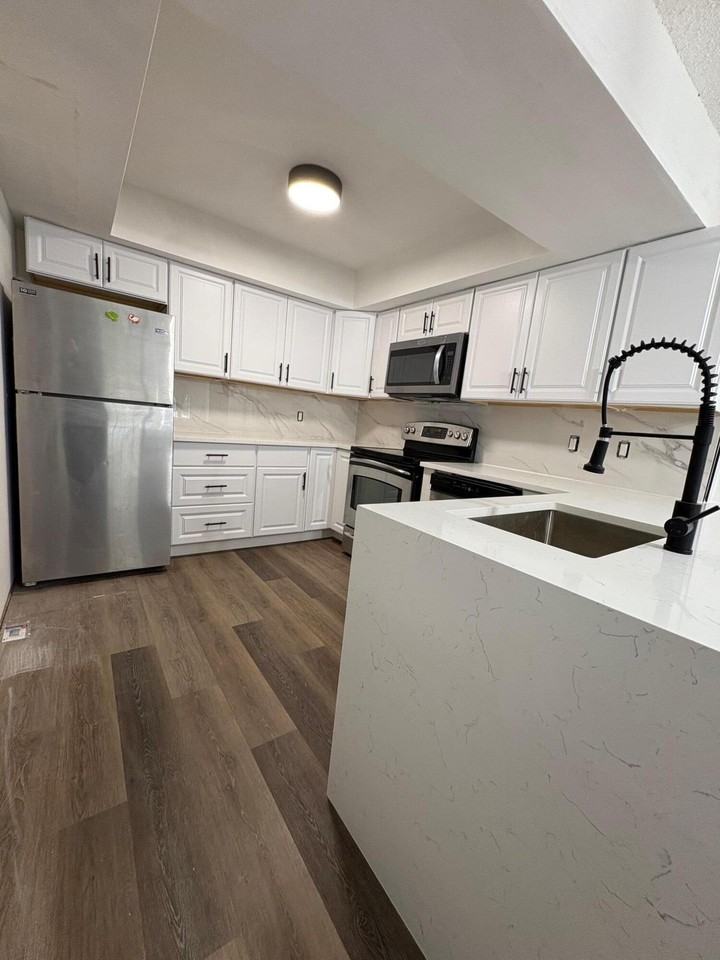 1150 E Sample Rd #1150-312 - Photo 6 of 11