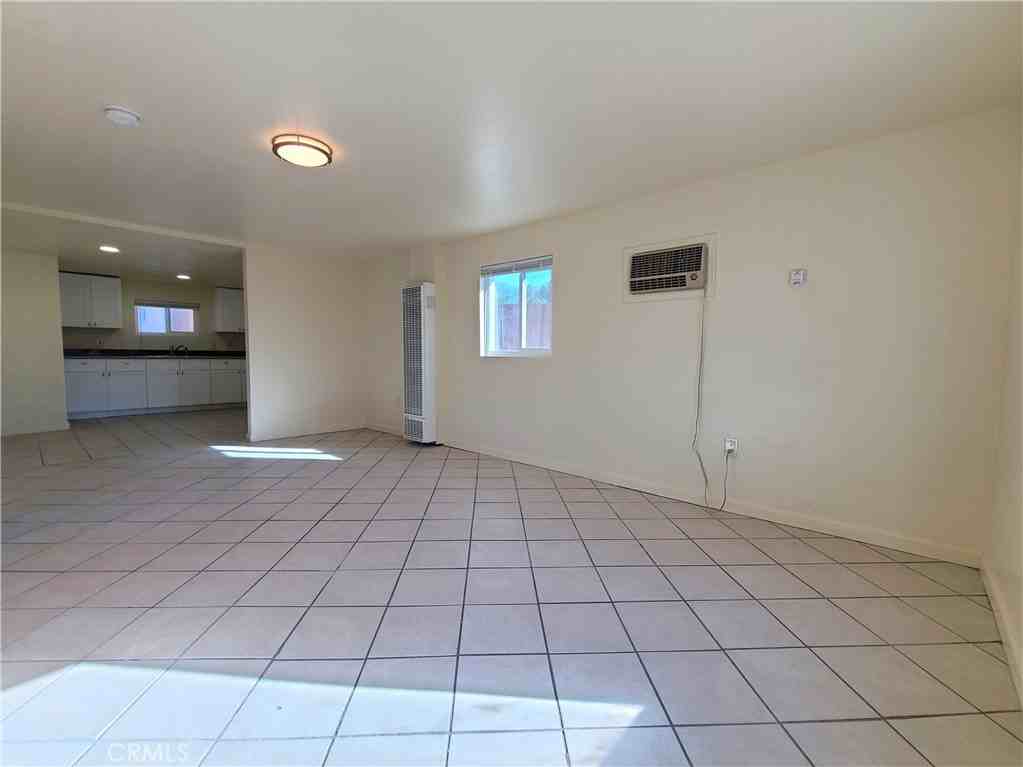 35216 Avenue D #35216 - Photo 6 of 22