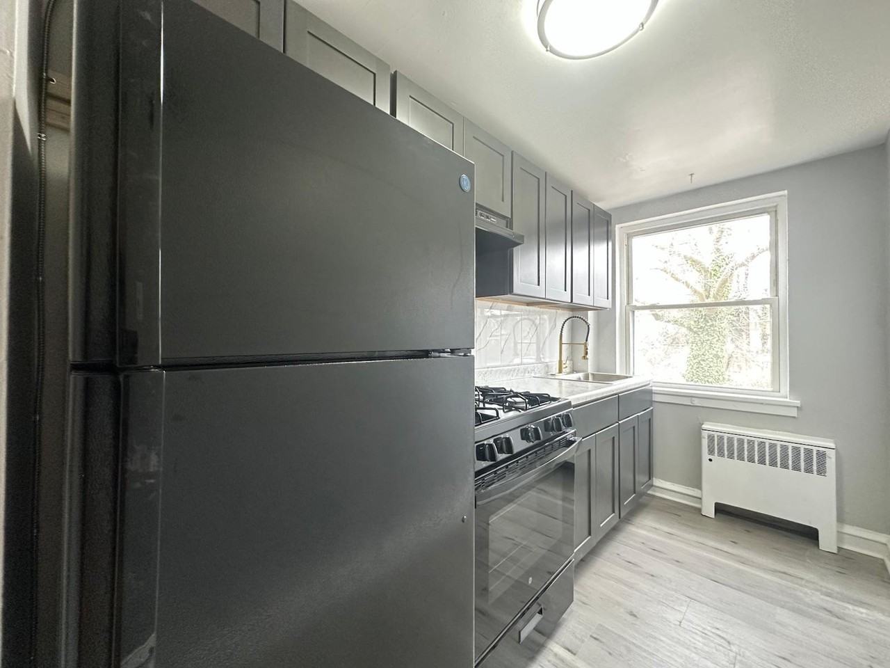 6770 Blakemore St #B2 - Photo 3 of 7