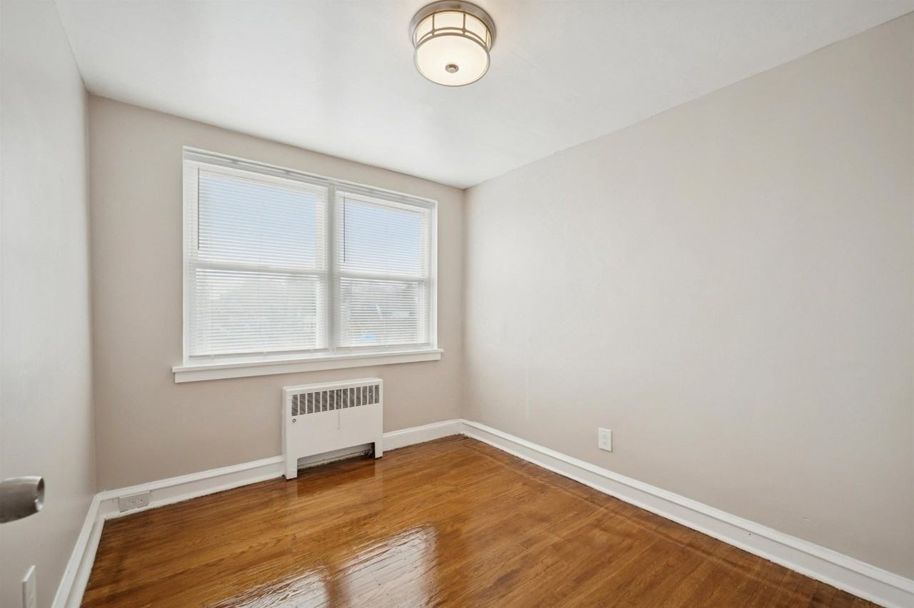 6770 Blakemore St #B2 - Photo 6 of 7