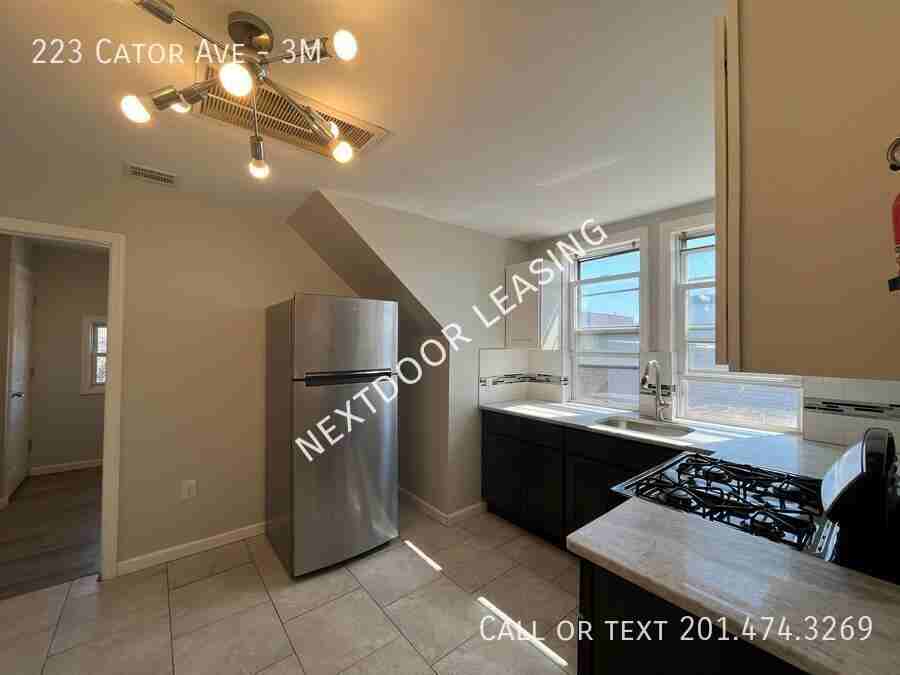 223 Cator Ave #3M - Photo 2 of 7