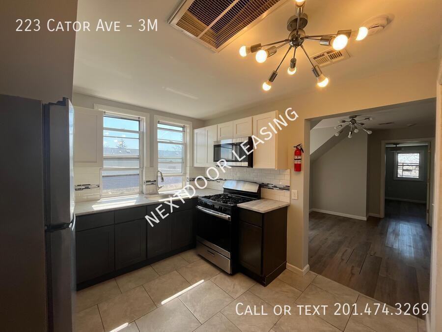 223 Cator Ave #3M - Photo 3 of 7