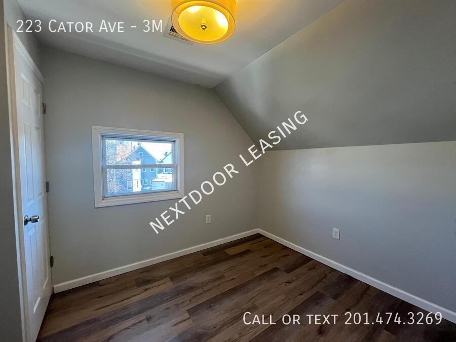 223 Cator Ave #3M - Photo 5 of 7