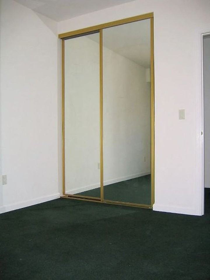 2185 Dwight Way #4 - Photo 7 of 8