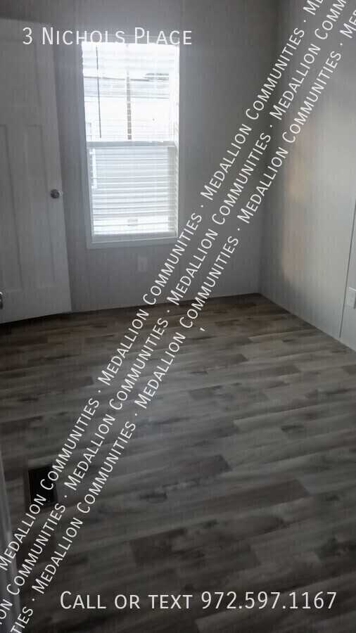 3 Nichols Pl - Photo 3 of 50