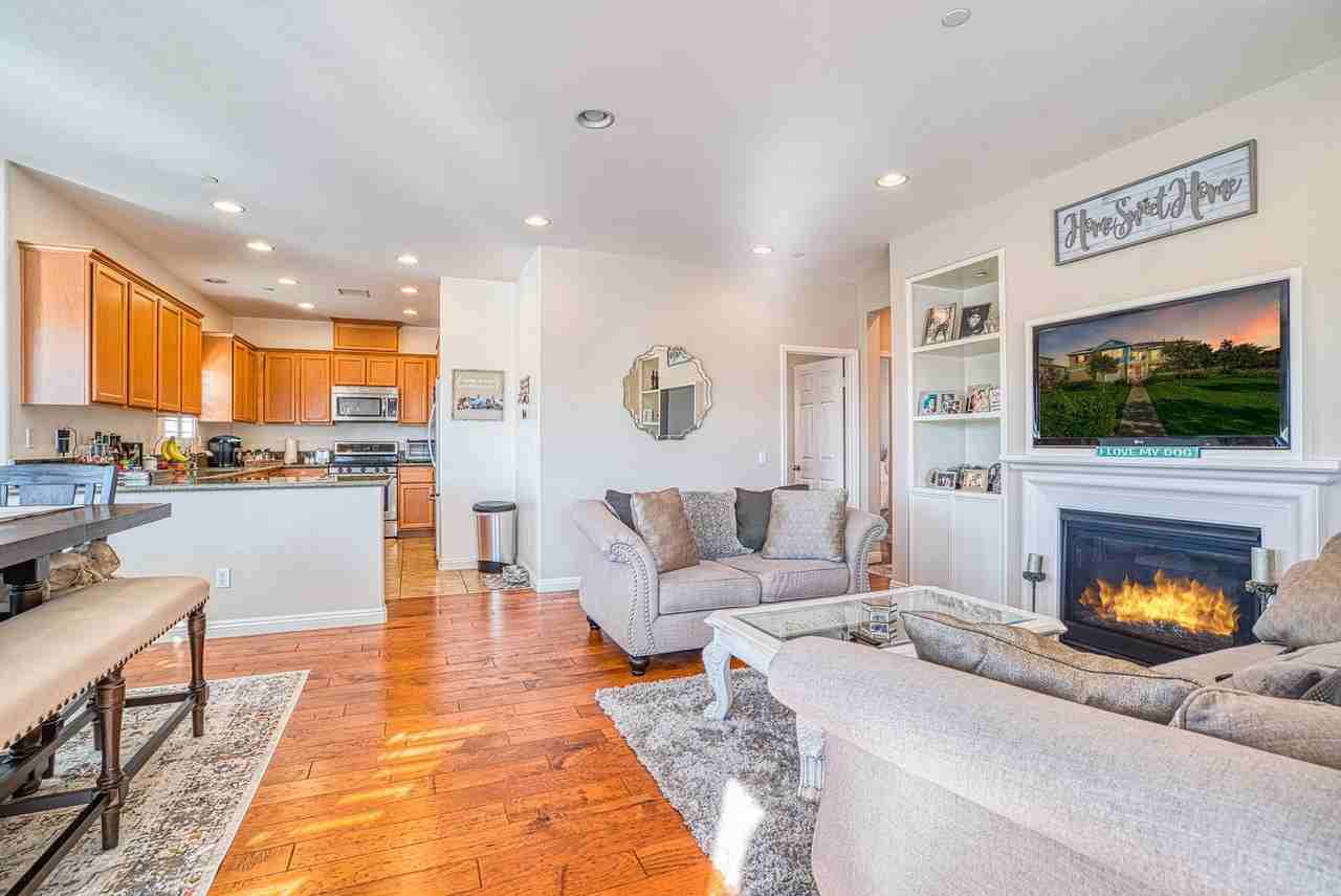 715 Garonne St #NA - Photo 3 of 24